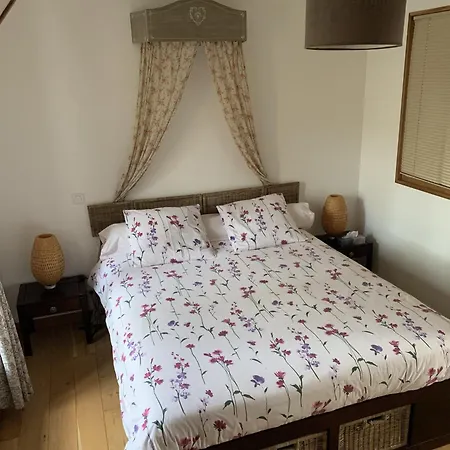 Le Clos Des Tilleuls D Day Home, D'hôtes, Avec Sauna Privatif, Avec Balnéothérapie Privative, En Supplément Option Bain à Remous 3*