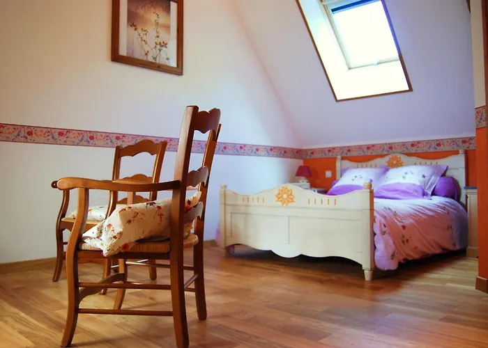 Le Clos Des Tilleuls D Day Home, D'hôtes, Avec Sauna Privatif, Avec Balnéothérapie Privative, En Supplément Option Bain à Remous 3* La Vendelée