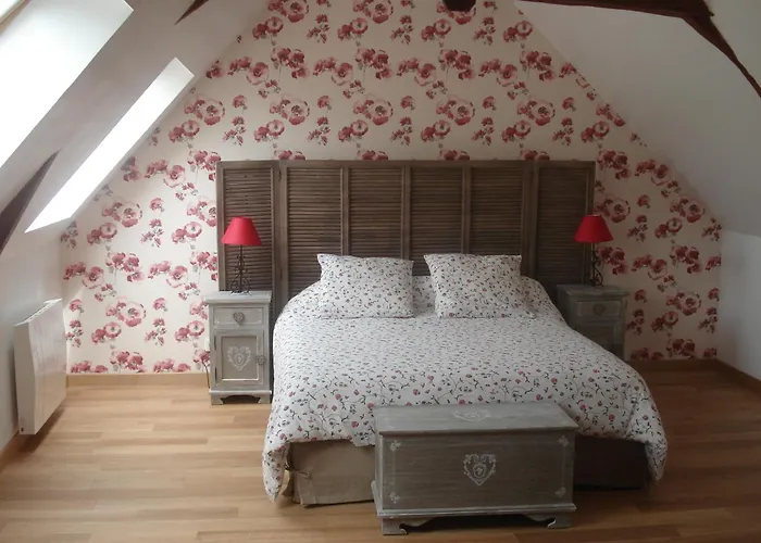 Le Clos Des Tilleuls: D-day With Private Experiences La Vendelee