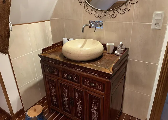 Le Clos Des Tilleuls D Day Home, D'hôtes, Avec Sauna Privatif, Avec Balnéothérapie Privative, En Supplément Option Bain à Remous Maison d'hôtes 3*